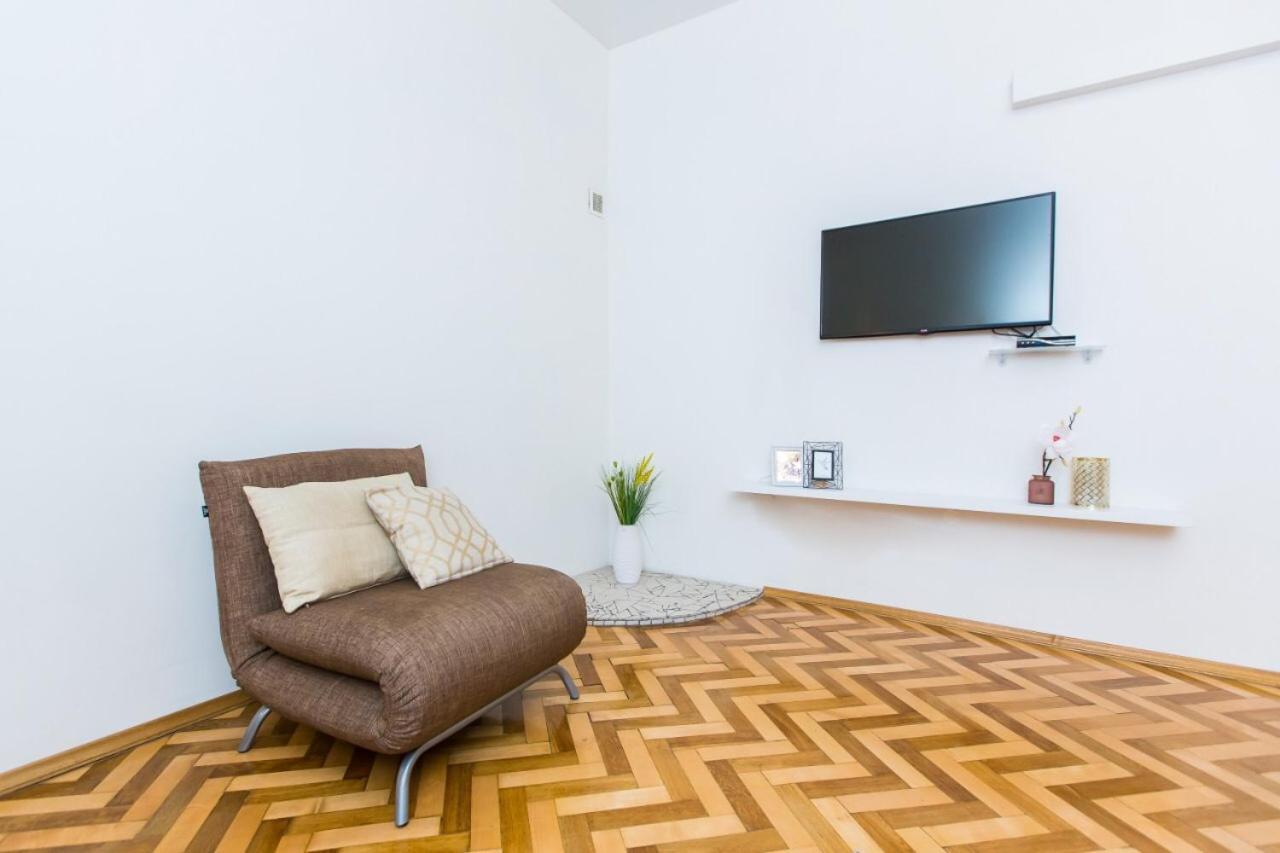Miamo Apart Гнатюка 18 Lemberg Exterior foto